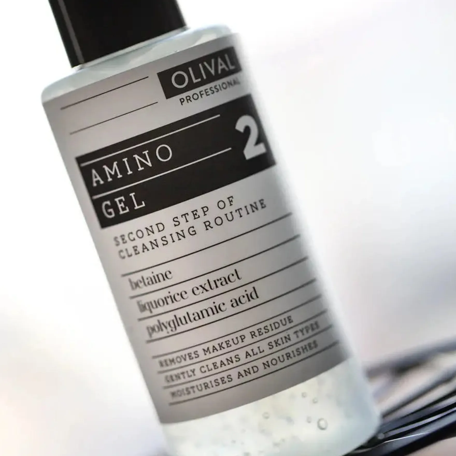 Amino Gel For The Second Step Of Facial Cleansing