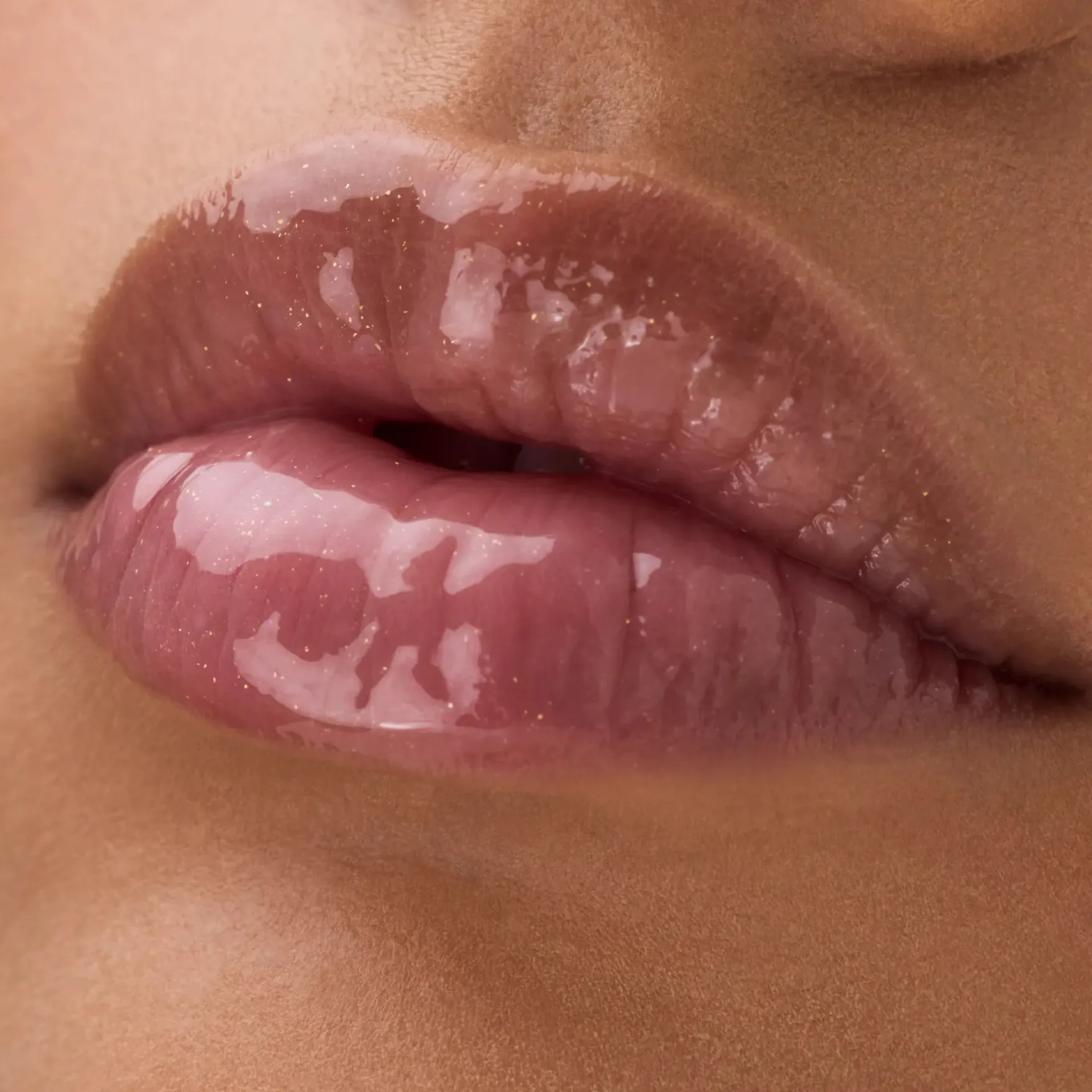 Aura Drop Lip Elixir 010 Sparkle Served