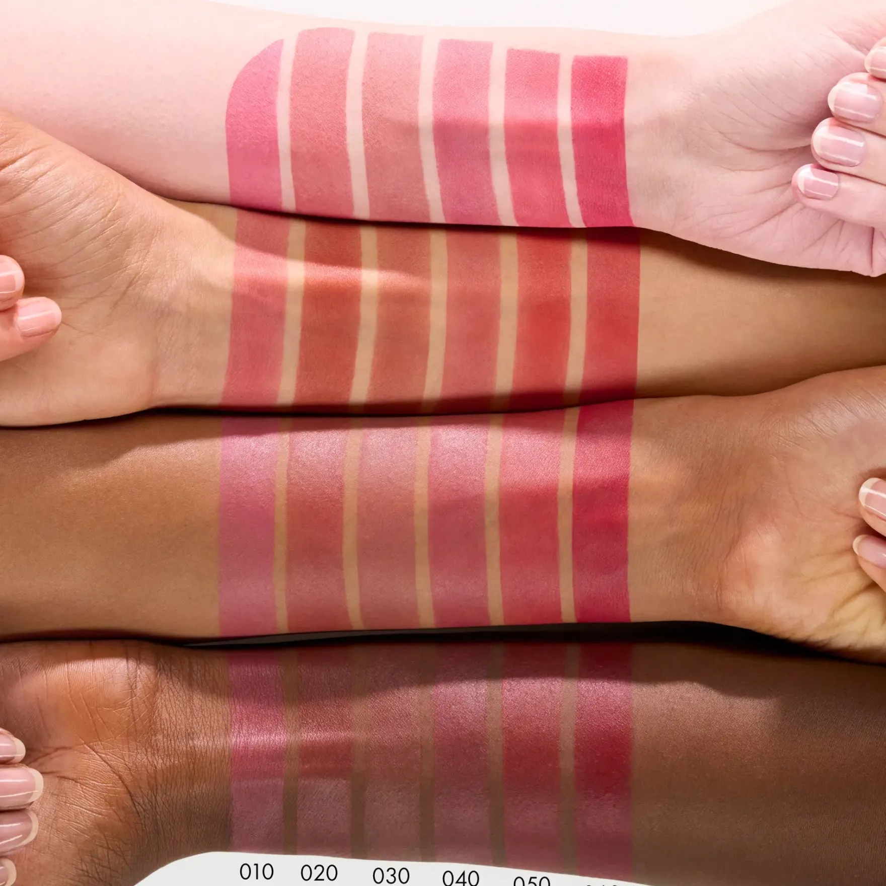 Blur-Real Matte Lipstick 030 Whisper Nude