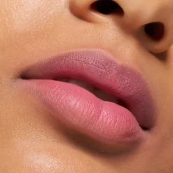 Blur Soufflé Matte Lip Cream 06 Pillow Talking