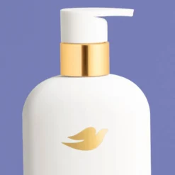 Calming Moisture Body Wash with Retinol & Chamomile Warm Oat Milk