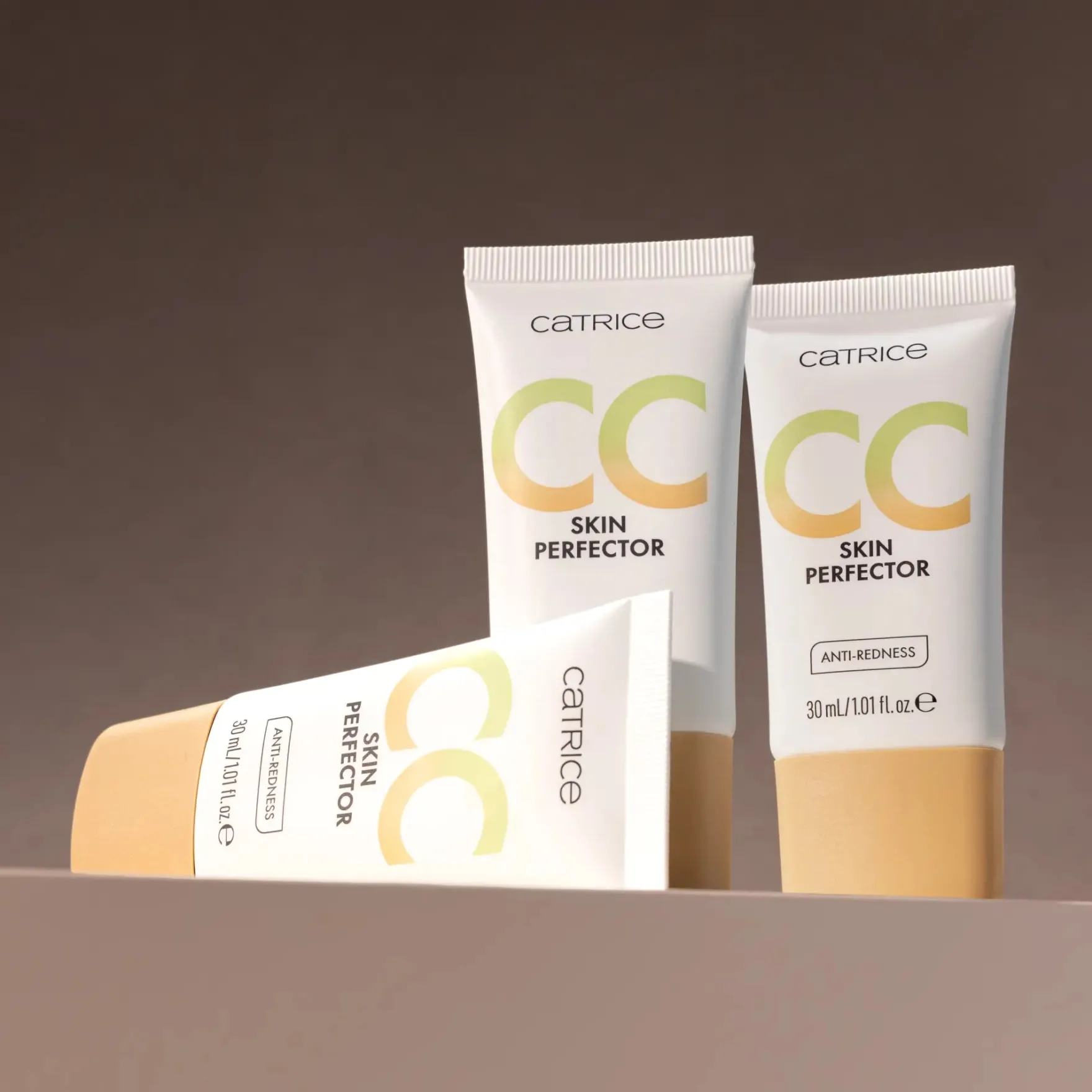CC Skin Perfector 010 Green, Shift, Go!