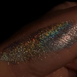 Chameleon-Diamond Pigments Shift