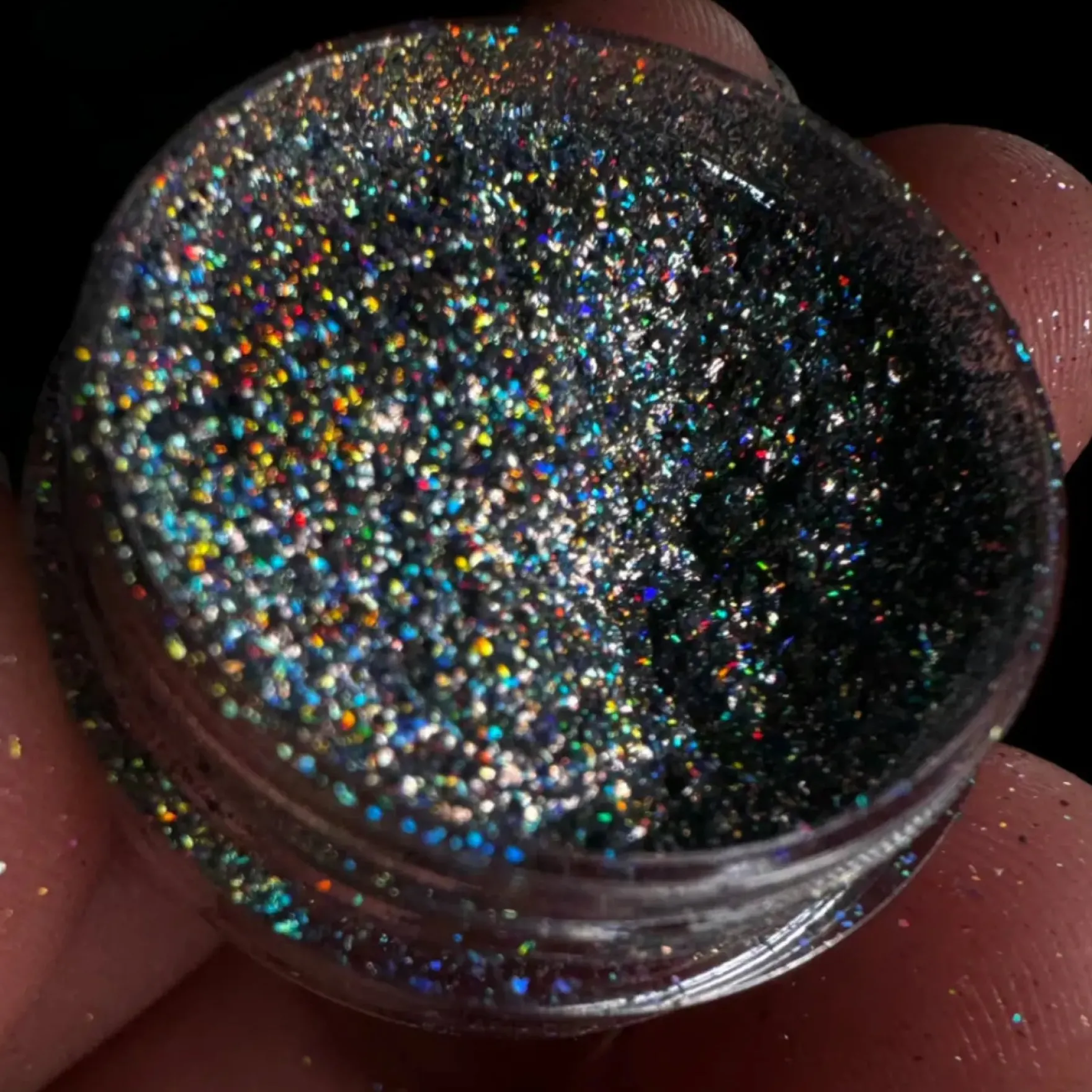 Chameleon-Diamond Pigments Shift