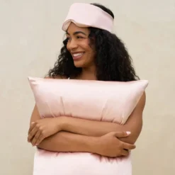 Contour Pillow Eye Mask Blush