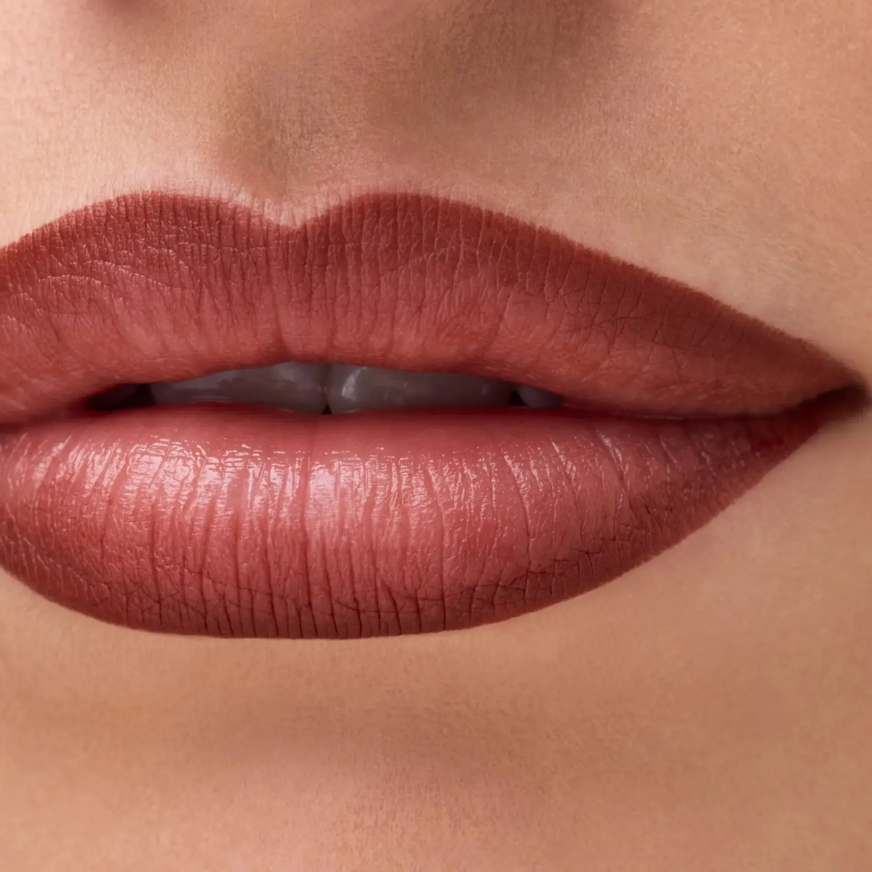 Gel Glide Long-Lasting Lip Liner 050 Sip & Slay