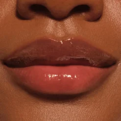 Gloss Obsessed Lip Glaze 050 The Glossfather