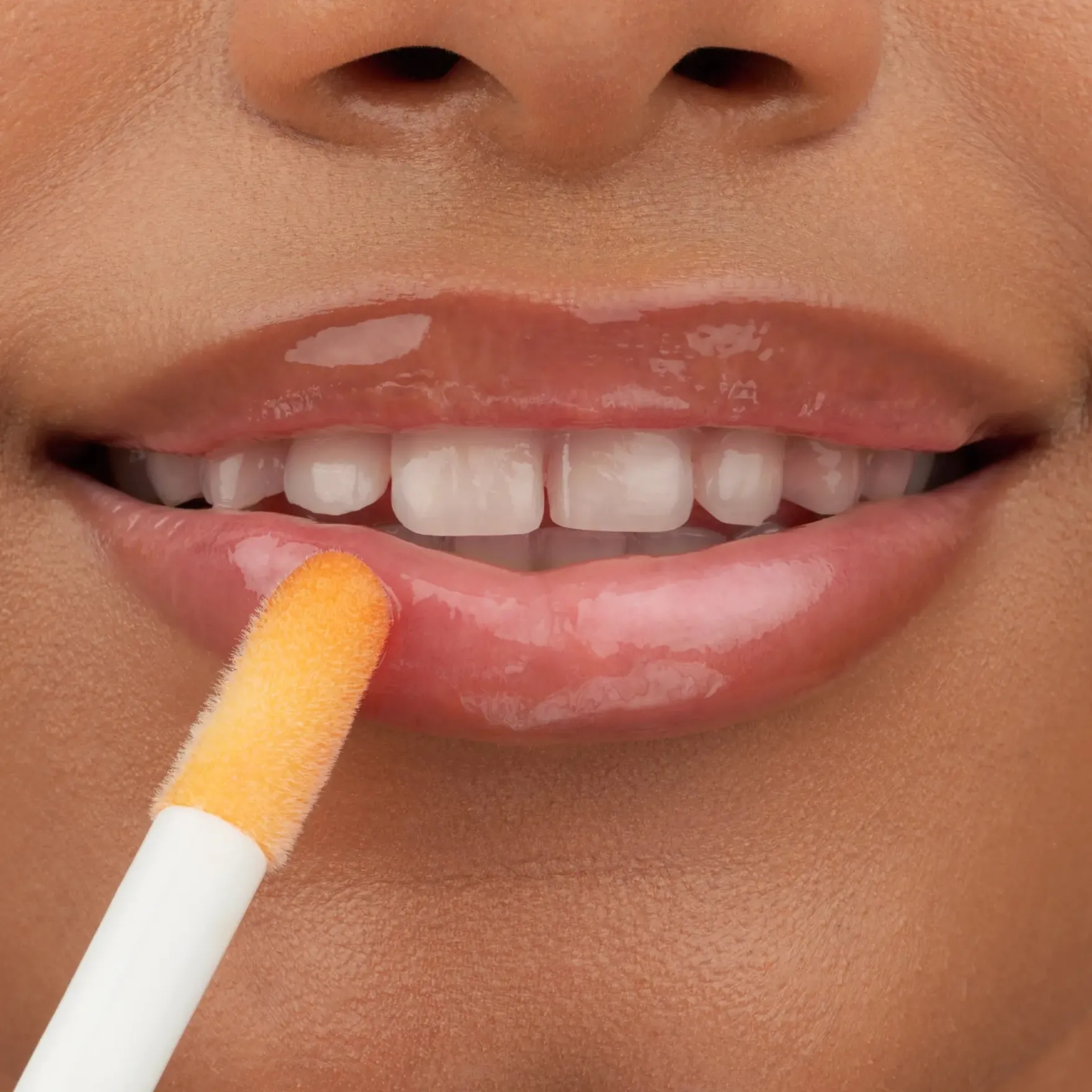 Hydra Kiss Lip Oil 02 Honey, Honey!