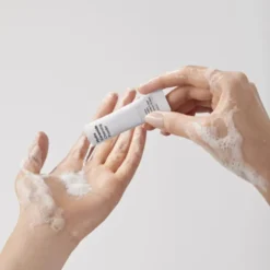 Hydro Ceramide Cleansing Powder