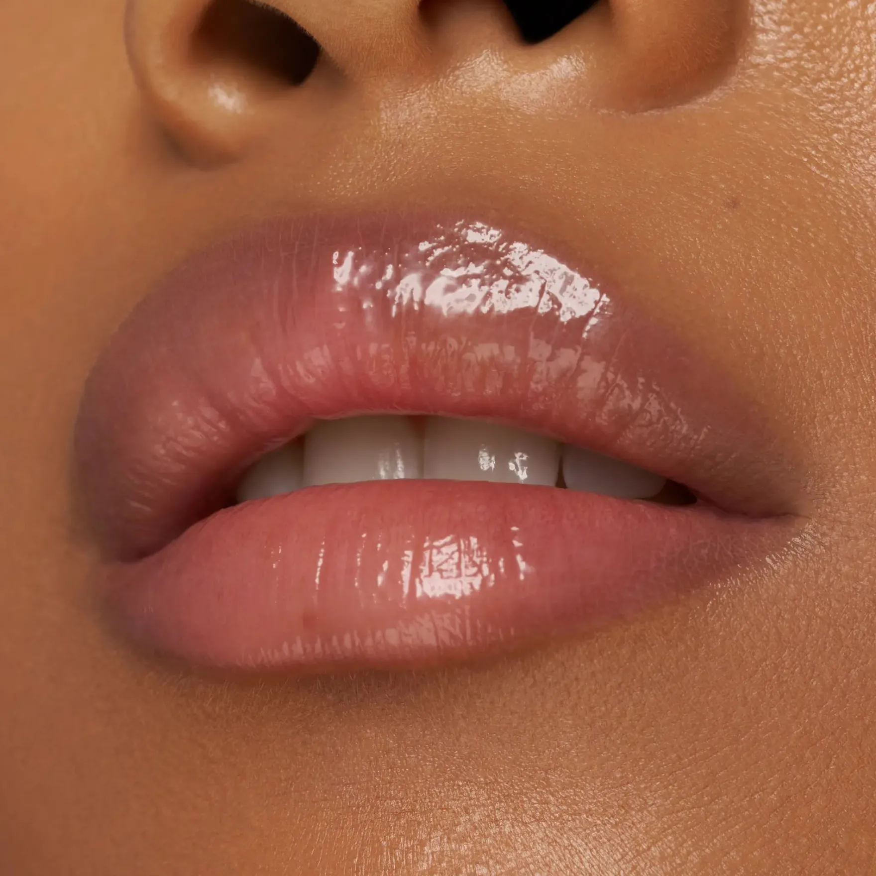 Lip Swirl Caring Mask 01