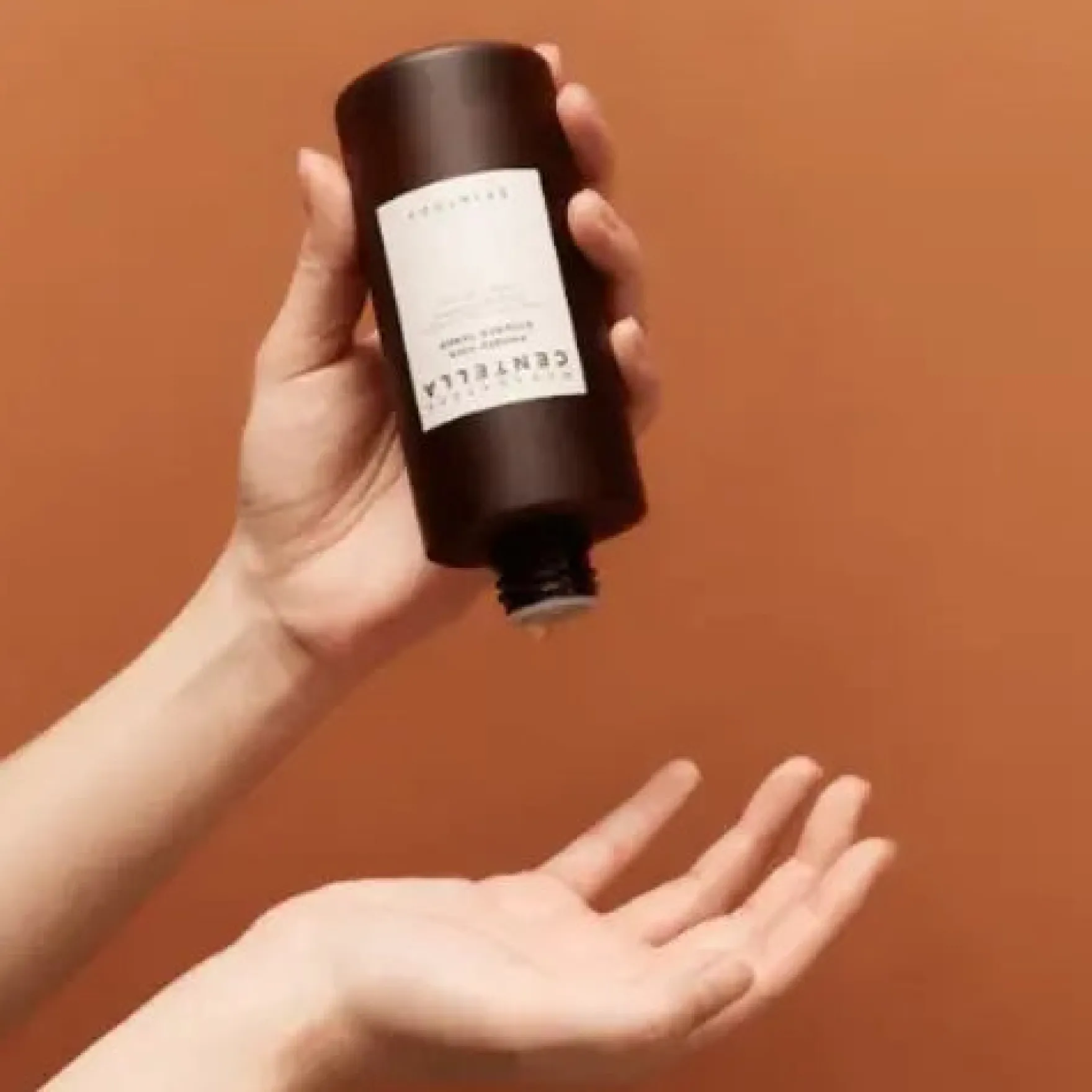 Madagascar Centella Probio-Cica Essence Toner