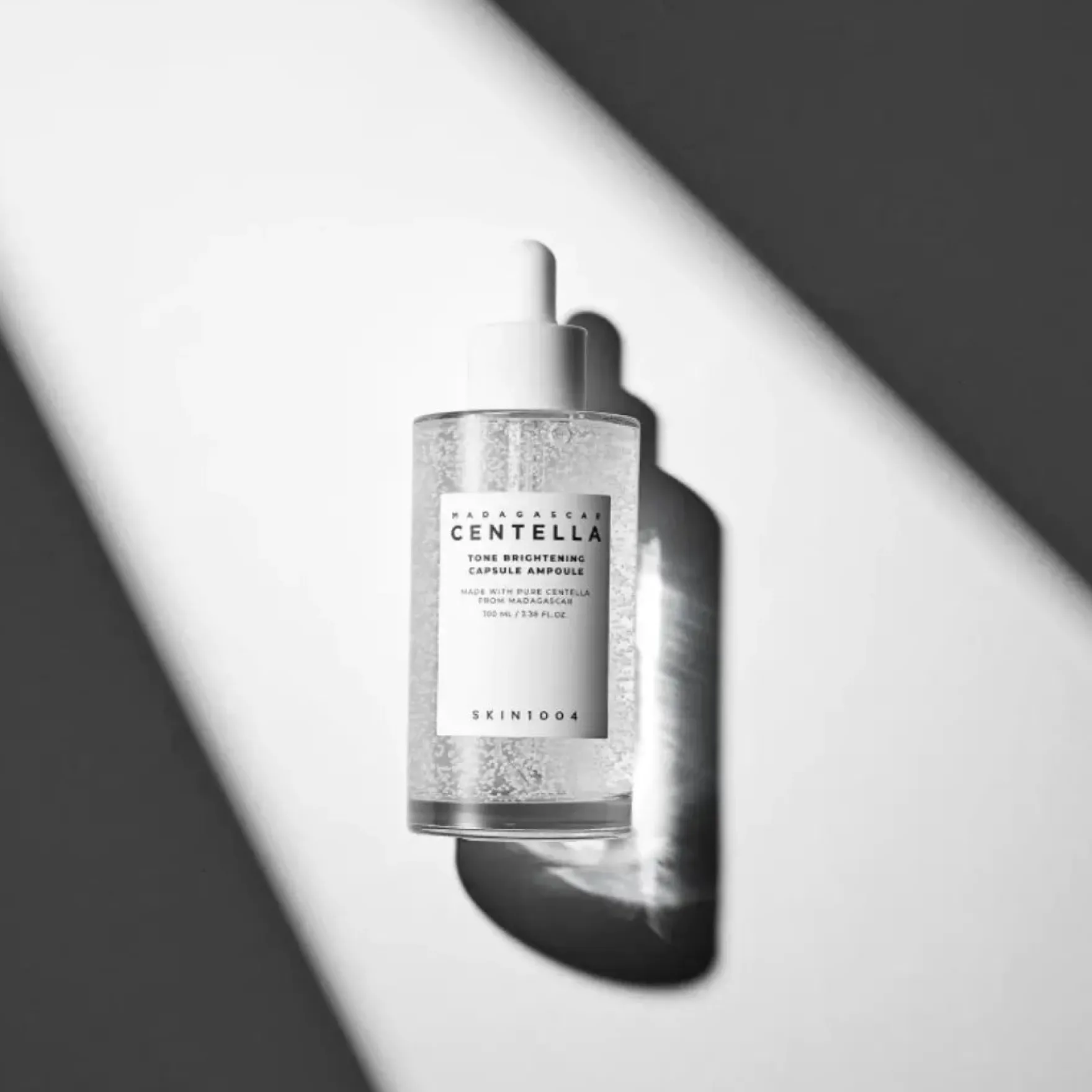 Madagascar Centella Tone Brightening Capsule Ampoule