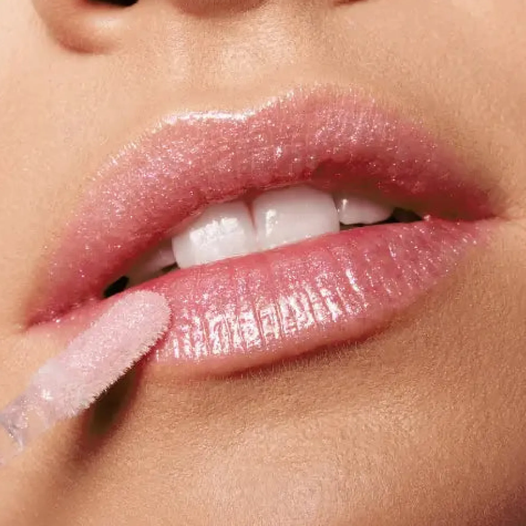 Meta Glow Multi Reflective Lipgloss 02 Digital Pink