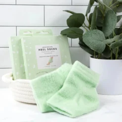 Moisturizing Heel Socks