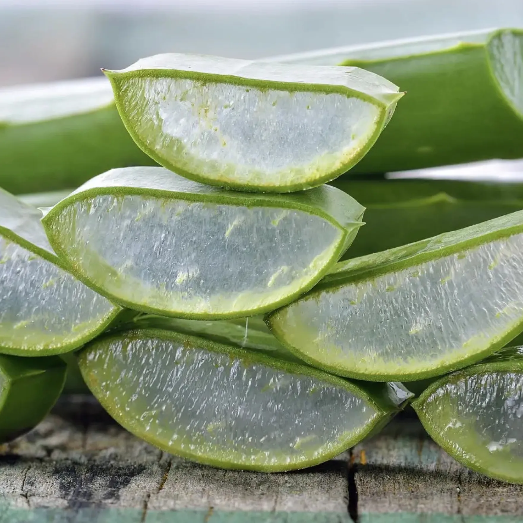100% Natural Aloe Vera Oil