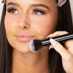 No. 6 Double Ended Powder and Buff Brush