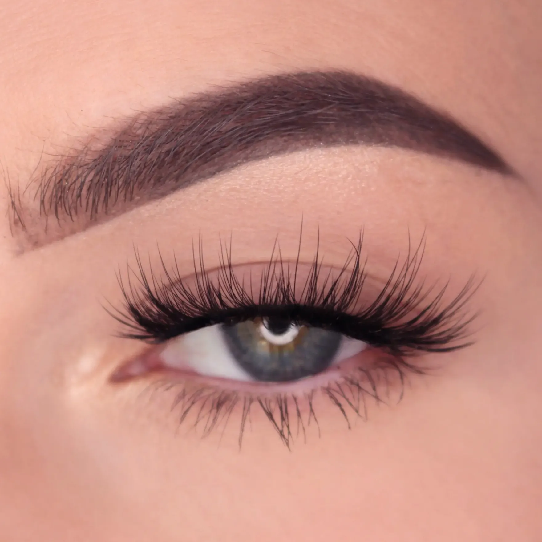 Nora Lashes