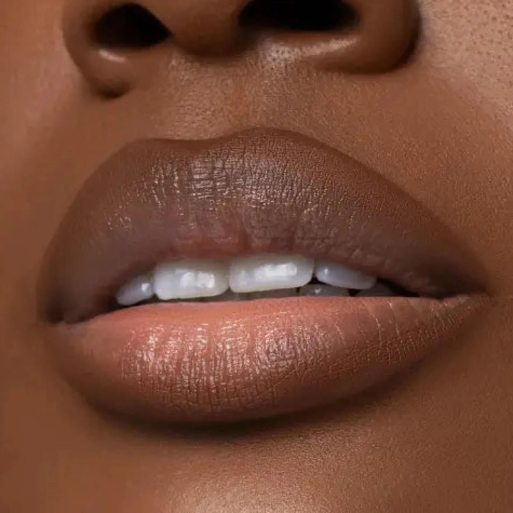 Nude X Lipliner Misbehaved