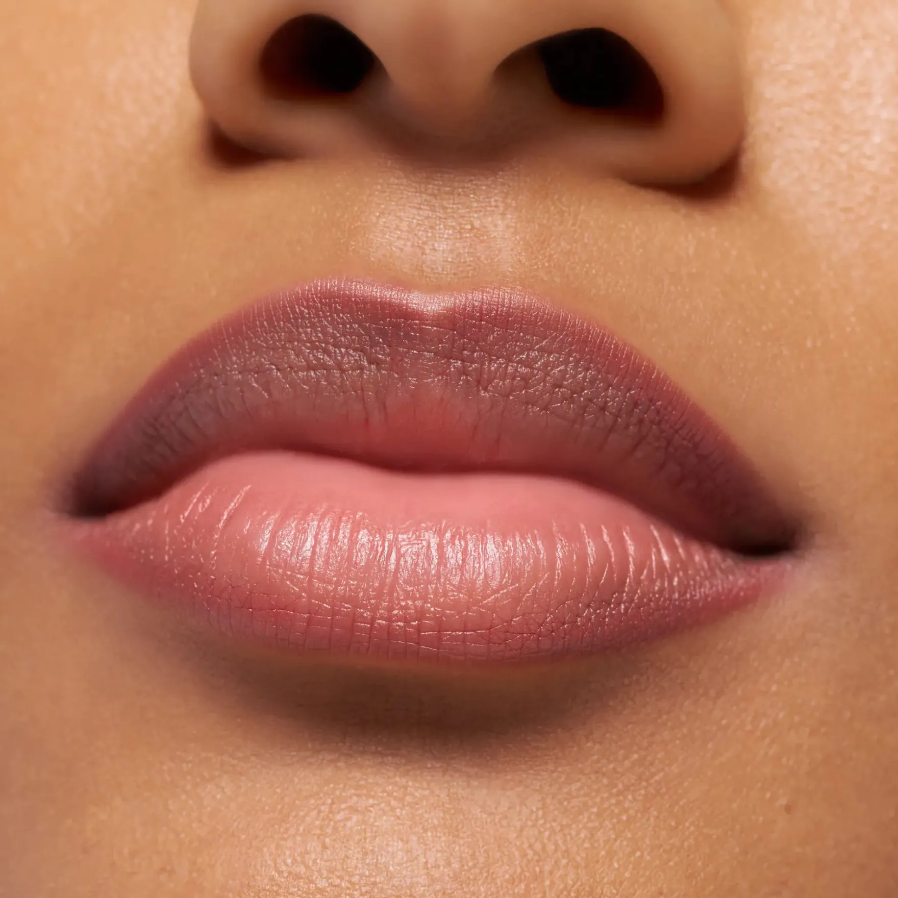 POUTline Soft Glide Lip Pencil 01 Like To Mauve It