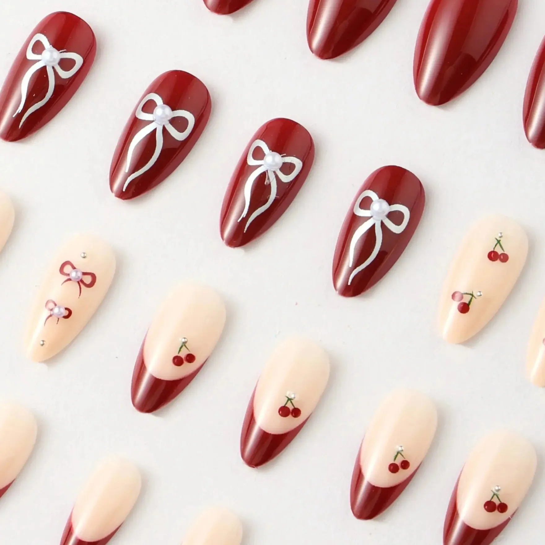 Press-On Nails Cherry Cola