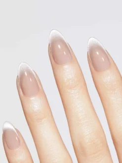 Reusable Pop-On Manicure Champagne Room