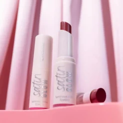 Satin Glow Luminous Shine Lipstick 01 Whole Latte Love