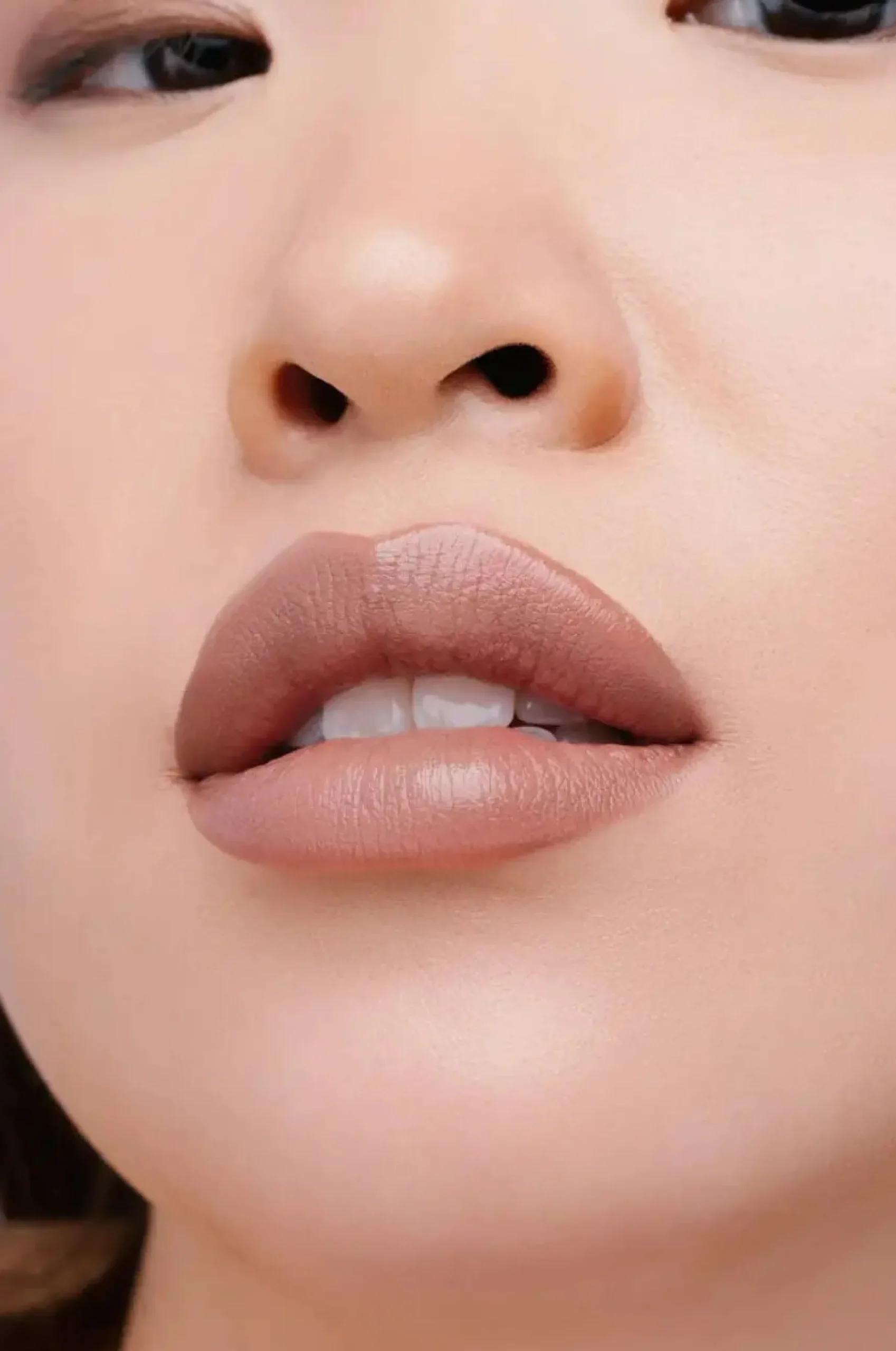 Shiny Trap Lipstick Dirt Road