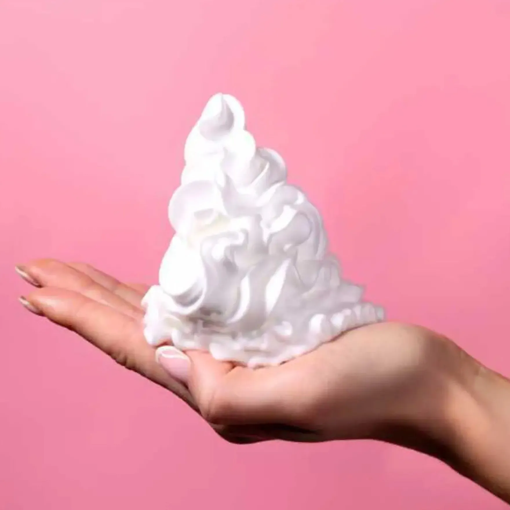 Shower Whip Strawberry Swirl