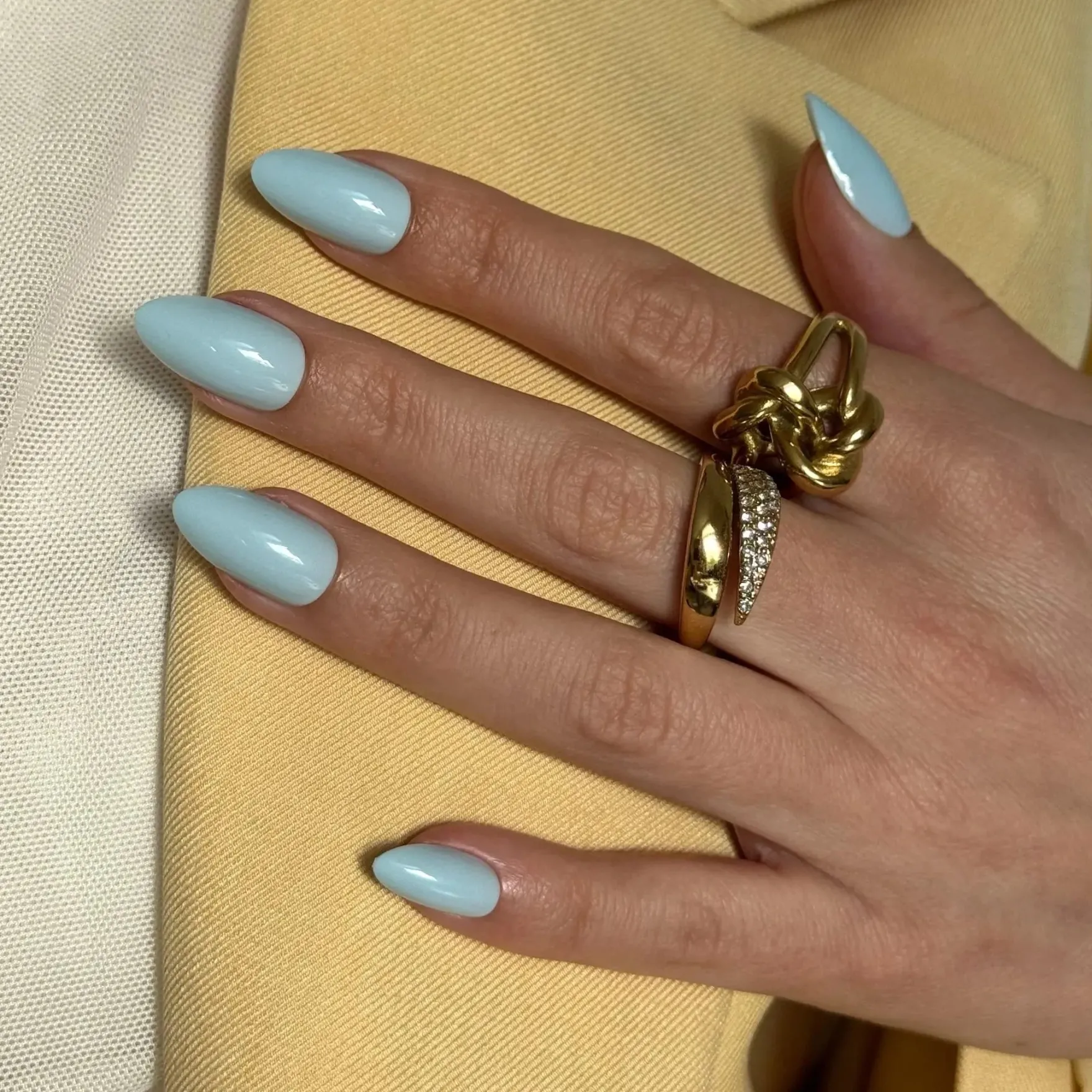Soft Gel Press-On Nails Thirsty