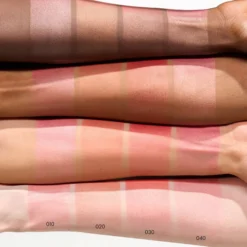 Soft Glam Baked Blush 030 Cheeky Coral