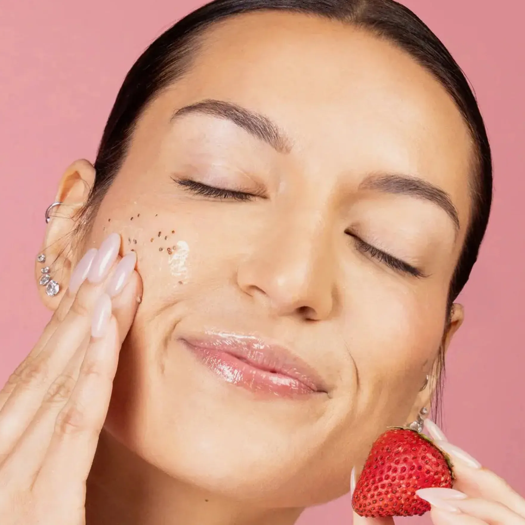 Strawberry Seed Exfoliating Cleanser