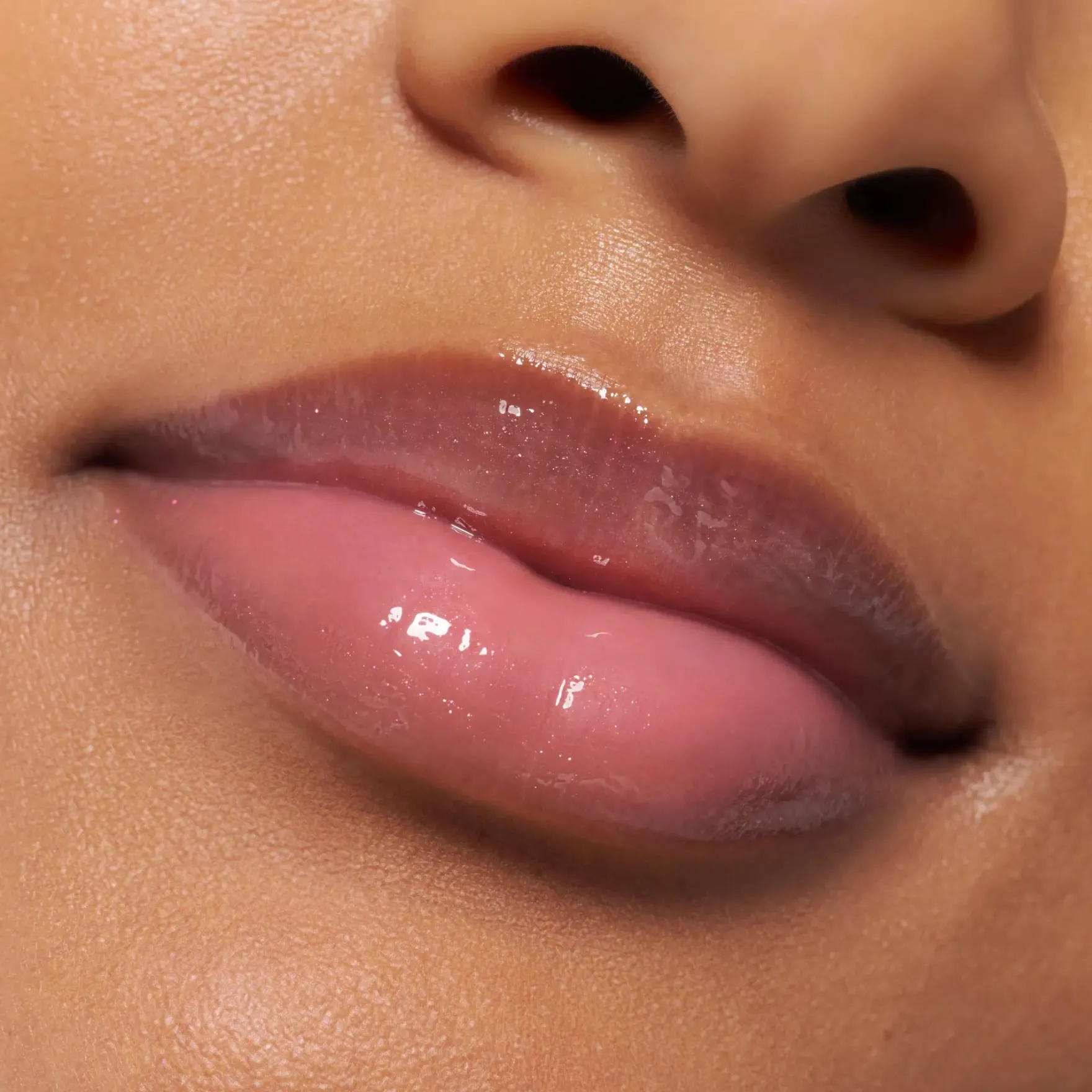 The Super Peptide Glossy Lip Treatment 05 Main Squeeze