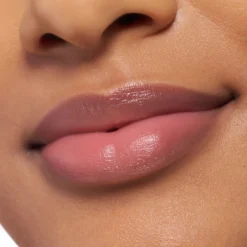 The Super Peptide Glossy Lip Butter Set Like A Sunday Morning