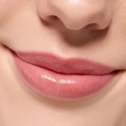The Super Peptide Glossy Lip Butter Set Like A Sunday Morning