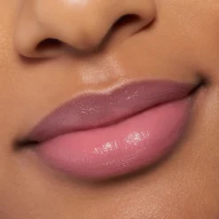 The Super Peptide Glossy Lip Butter Set Like A Sunday Morning