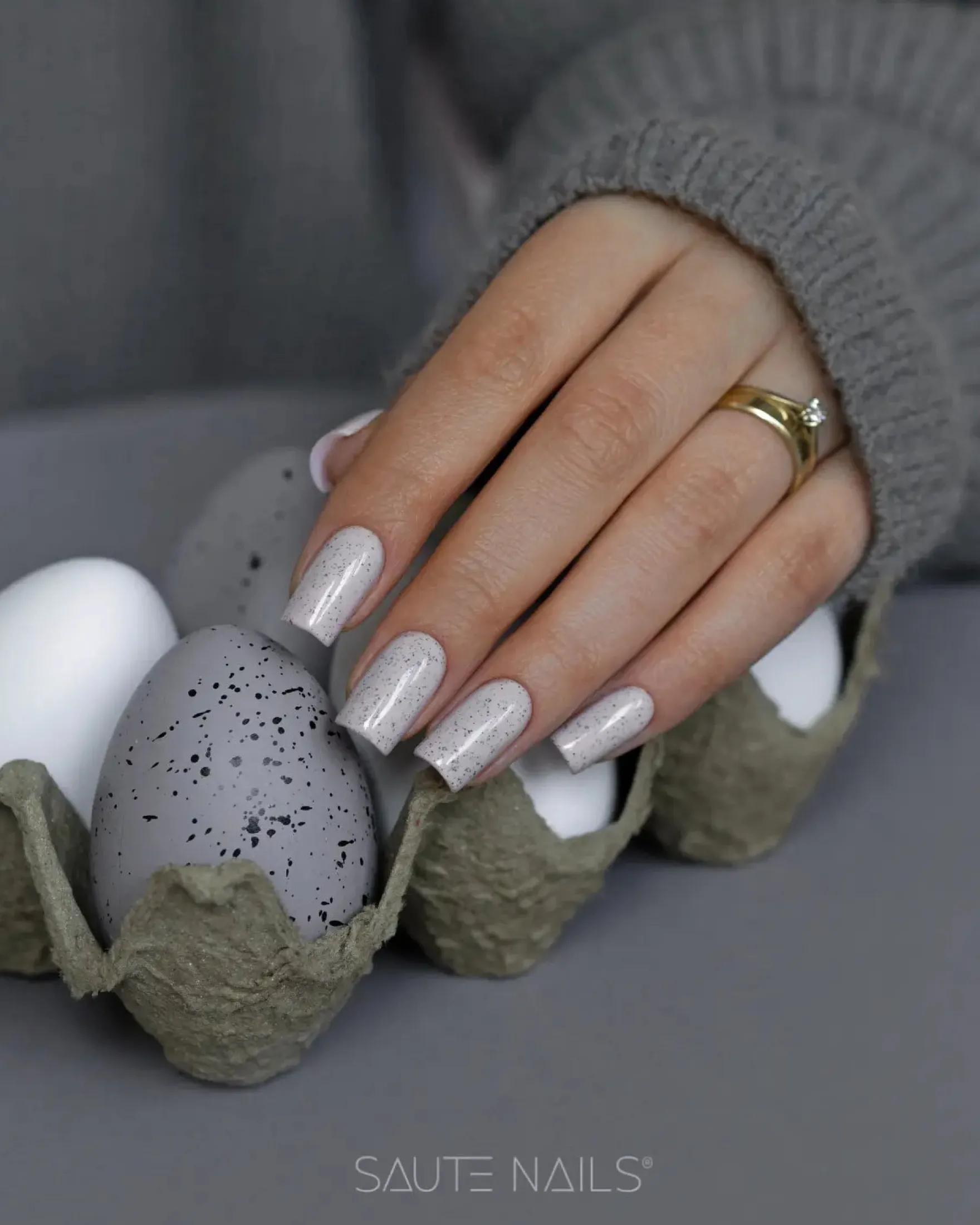UV Gel Polish S346 Eggshell