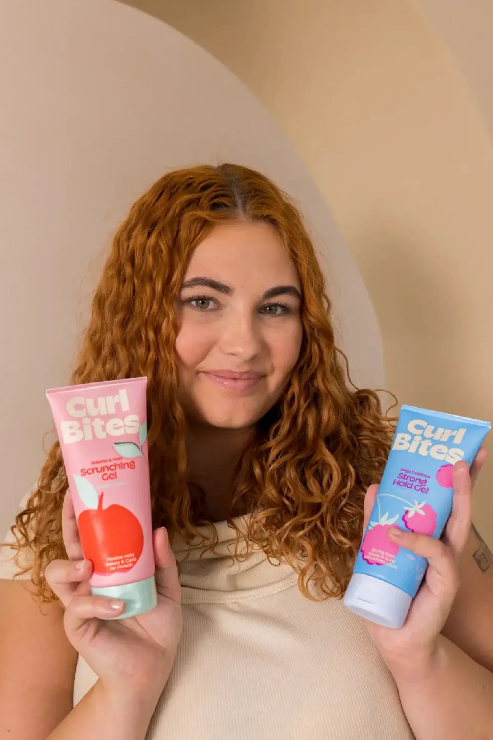 Volume & Hold Scrunching Gel